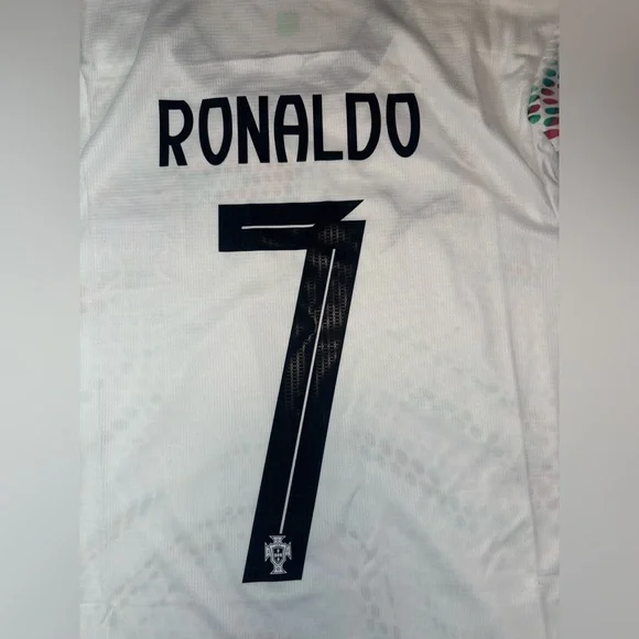 2026 PUMA Men’s Portugal Cristiano Ronaldo 7 White Soccer Jersey NEW WITH TAGS - Picture 9 of 9